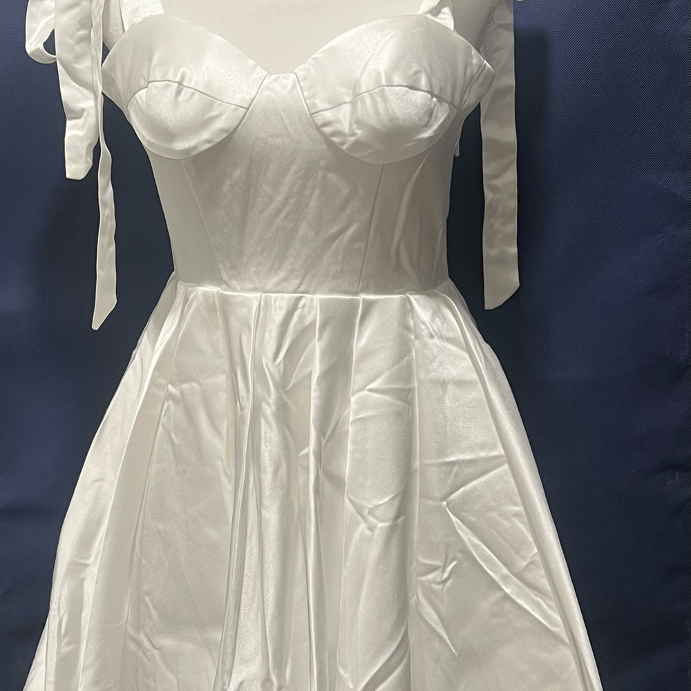 Elegant White Satin Dress, NWT, Size 0